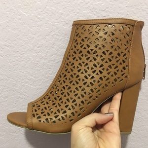 Tan Pleather Design Heel Ankle Boots- Refuge